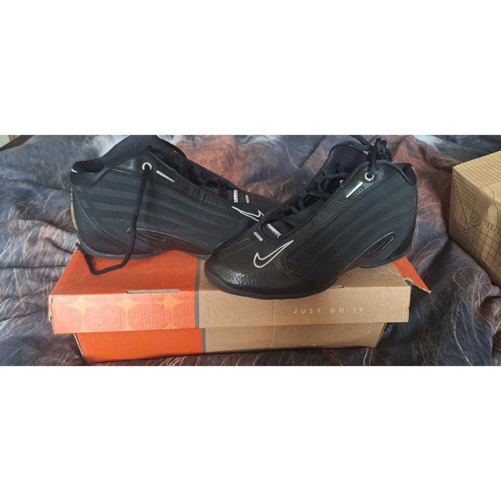 Nike shoes